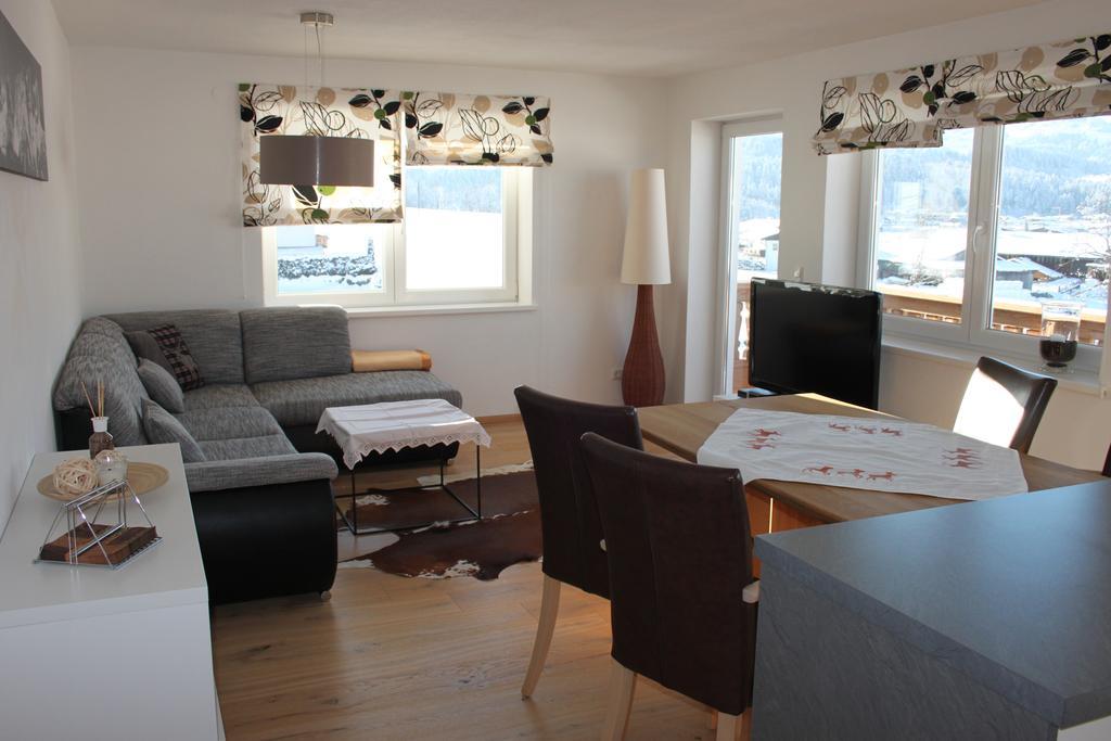Apartment Am Birkenweg Oberndorf in Tirol Buitenkant foto